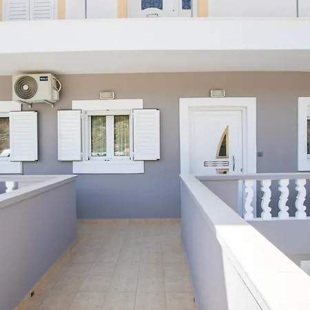 Divine كارباثوس